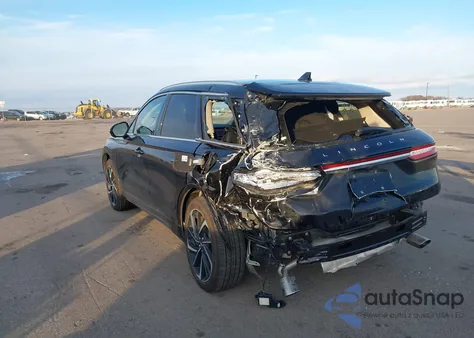 2024 Lincoln Corsair Grand Touring z USA, uszkodzony, nr VIN 5LMTJ5DZ0RUL11233